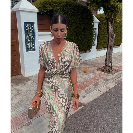 Robe longue satinée femme | Élégance estivale