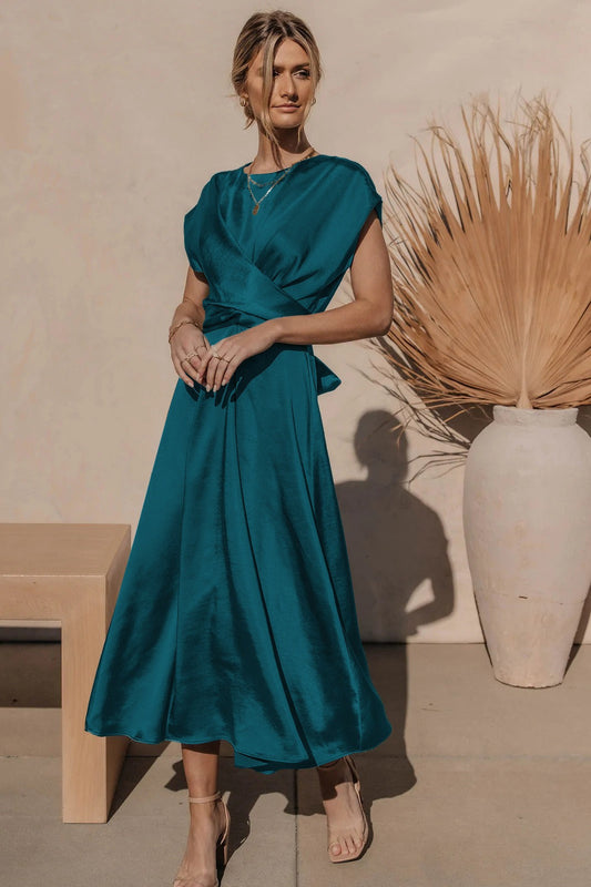 Robe midi élégante | Élégance intemporelle en soie